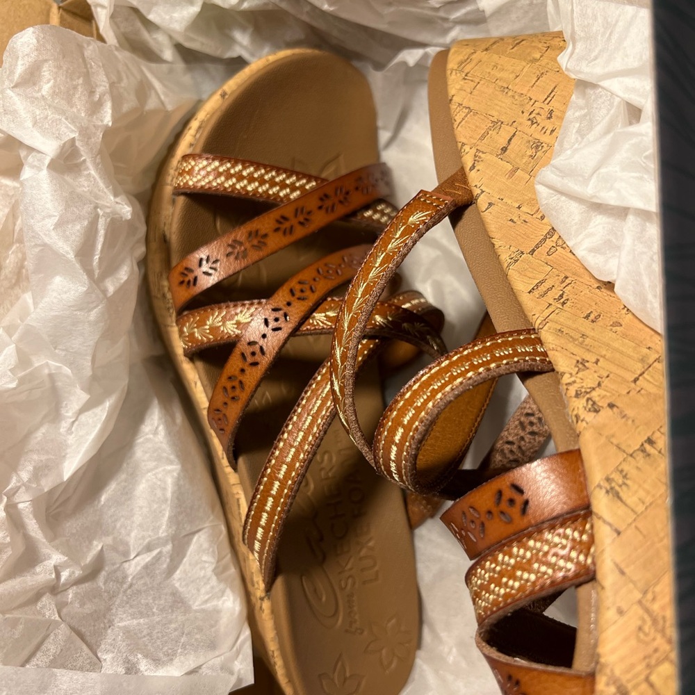 NWT Cali by Skechers Women’s Wedge Sandals;
Style: Tiger Posse; Sz 8; Vegan - Picture 11 of 13